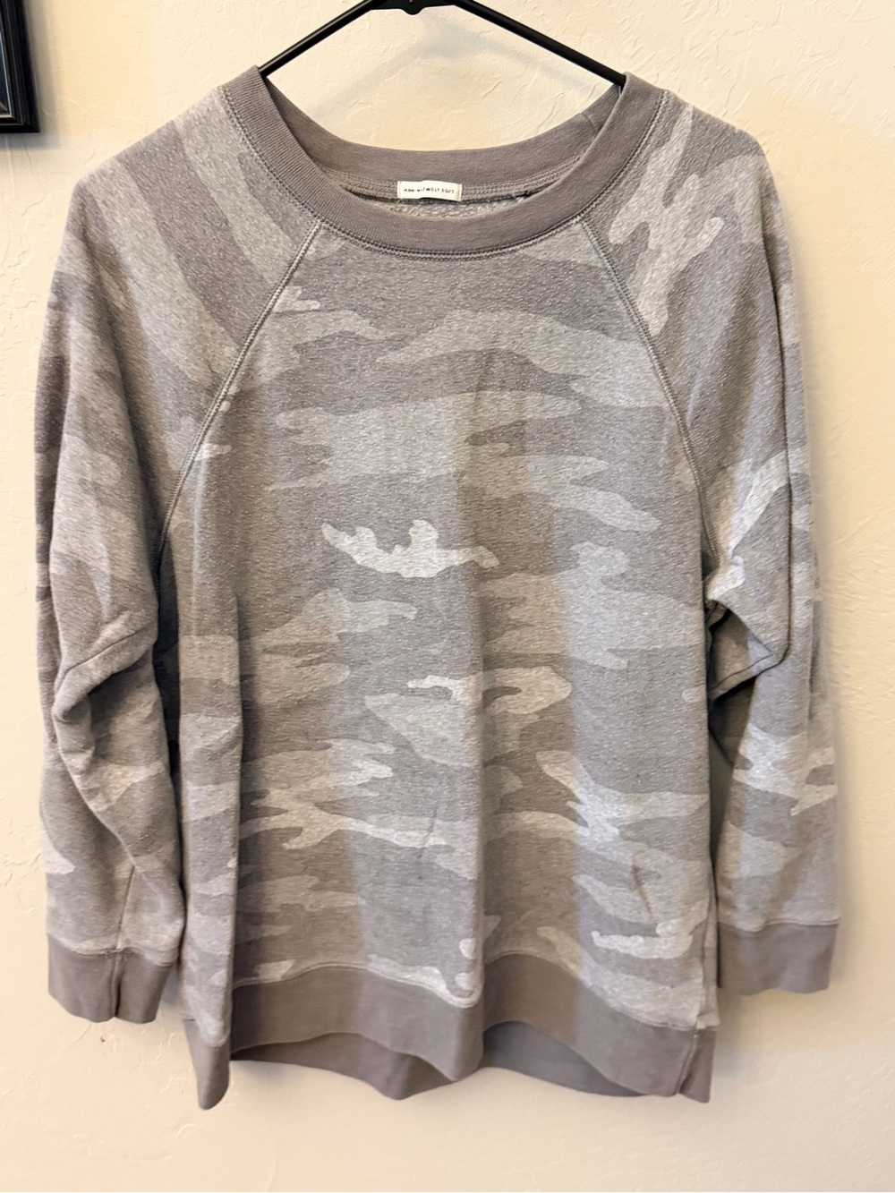American Eagle Outfitters Gray Camo Crewneck Sweatshirt